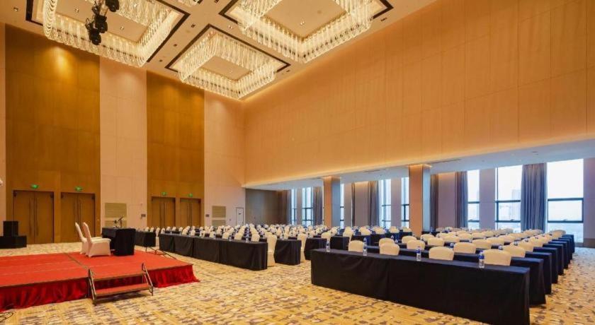 Wanda Jin Baise Hotel Bagian luar foto
